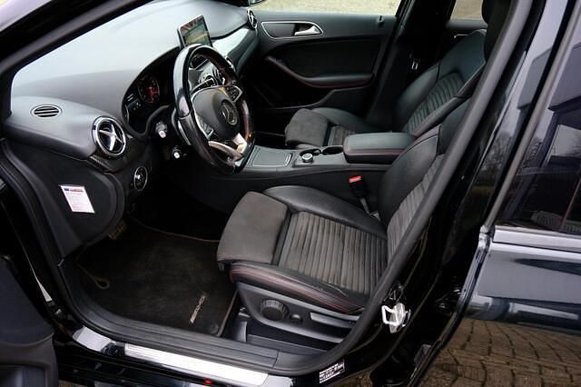 Occasion Mercedes B180 AMG 123 PK (90 kW) 2016 Zwart MPV