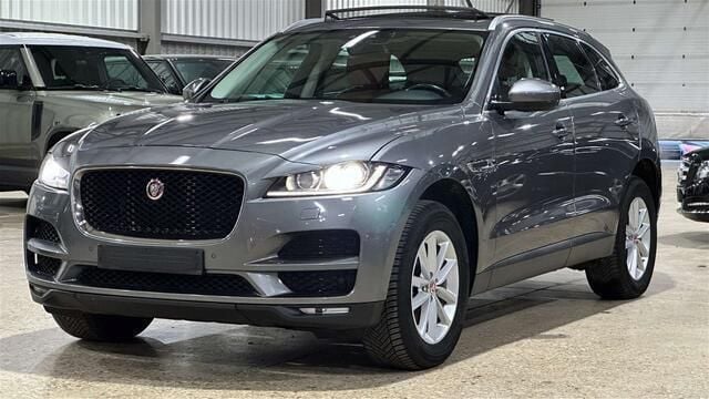 Grijs Gebruikt 2016 Jaguar F-Pace Prestige SUV | € 15.950 - Afbeelding 1/4