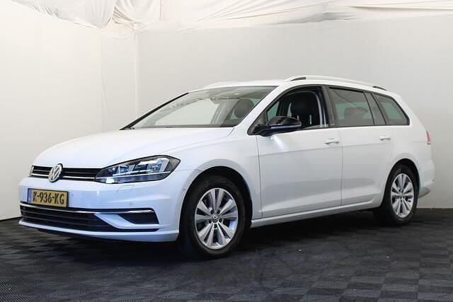 Wit Gebruikt 2020 VW Golf VII Comfortline Stationwagen | € 12.750 - Afbeelding 1/4