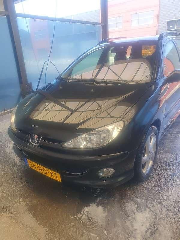 Occasion Peugeot 206 109 PK (80 kW) 2003 Zwart Stationwagen