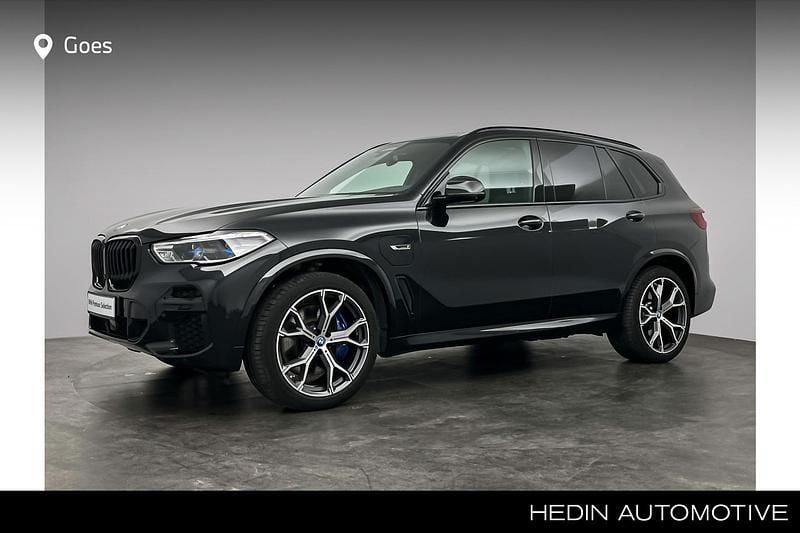 Zwart Gebruikt 2022 BMW X5 Executive SUV | € 65.880 (Eerlijke prijs) - Afbeelding 1/4