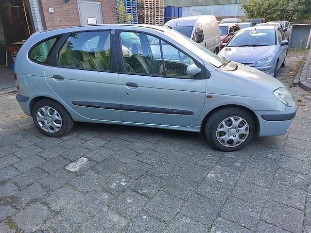 Occasion Renault Scénic 2001 Grijs MPV