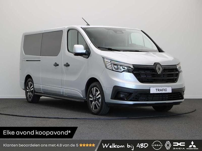 Gris highland Gebruikt 2024 Renault Trafic Van | € 33.900 (Eerlijke prijs) - Afbeelding 1/3