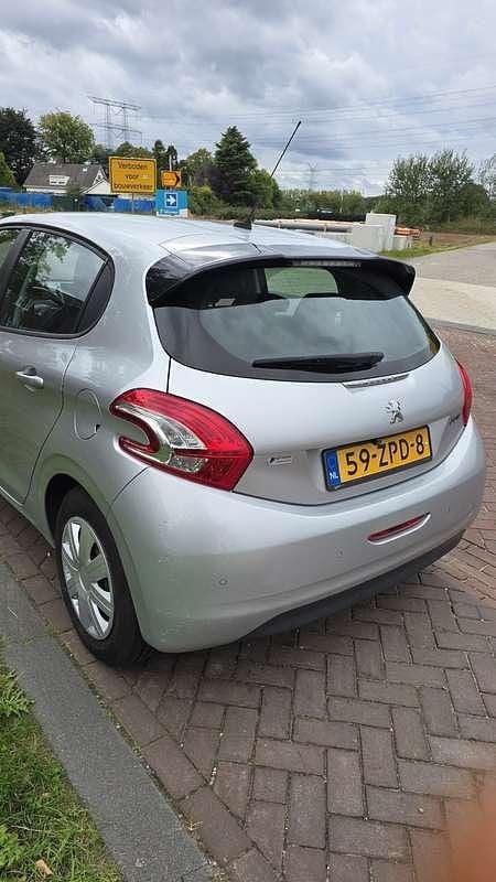 Occasion Peugeot 208 Active 82 PK (60 kW) 2013 Grijs Hatchback