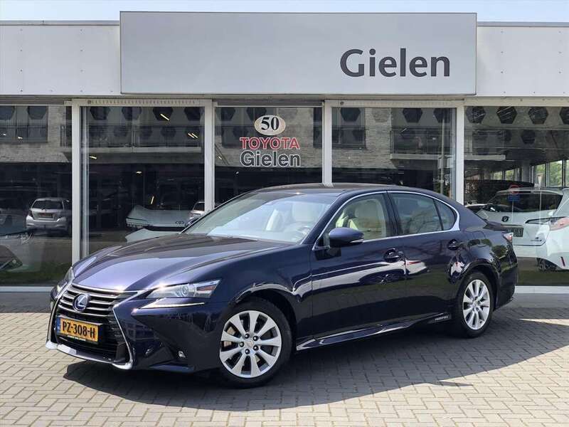 Blauw, metallic lak Gebruikt 2017 Lexus GS300 Luxury Line Sedan | € 25.900 - Afbeelding 1/4