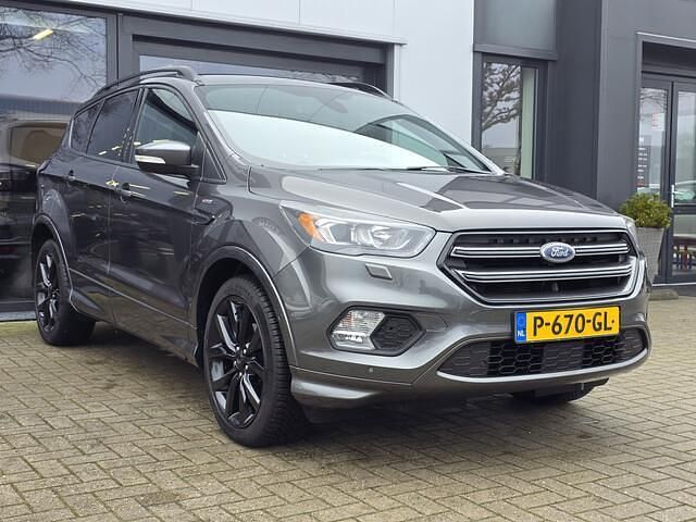 Occasion Ford Kuga ST-Line 150 PK (110 kW) 2017 Grijs (metallic) SUV