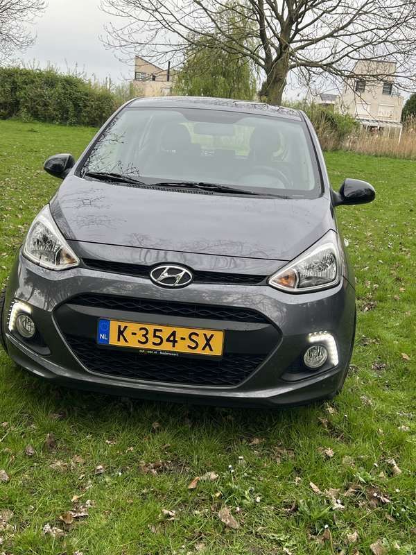 Gebruikt 2015 Hyundai i10 Trend Hatchback | € 6.800 (Goede deal) - Afbeelding 1/4