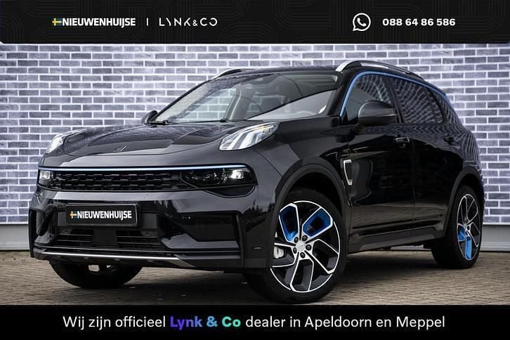 Zwart Occasion 2023 Lynk & Co 01 SUV | € 26.899 (Eerlijke prijs) - Afbeelding 1/3