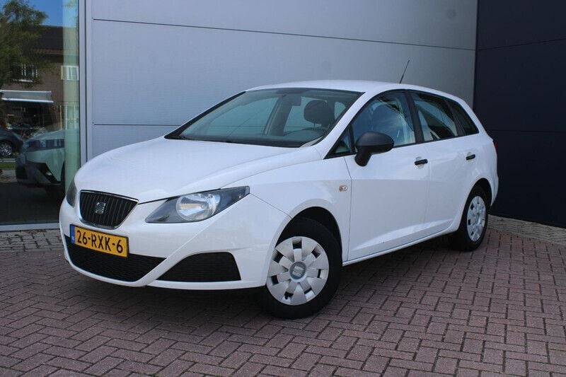 Wit Gebruikt 2011 Seat Ibiza ST Stationwagen | € 4.400 (Goede deal) - Afbeelding 1/4