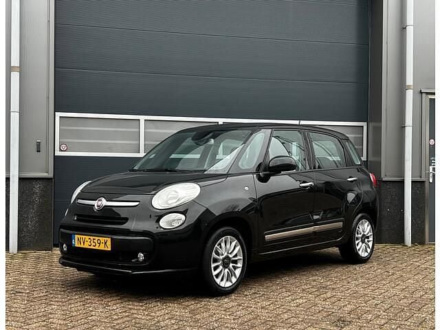 Occasion Fiat 500L Lounge 105 PK (77 kW) 2017 Zwart (metallic) MPV
