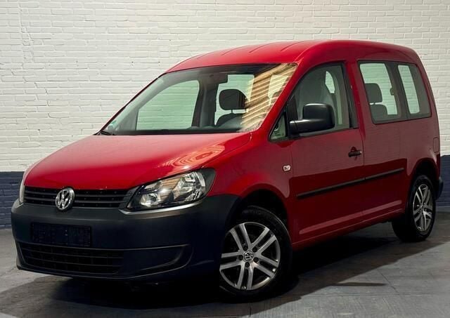 Rood Gebruikt 2015 VW Caddy Highline MPV | € 6.999 (Super prijs) - Afbeelding 1/4