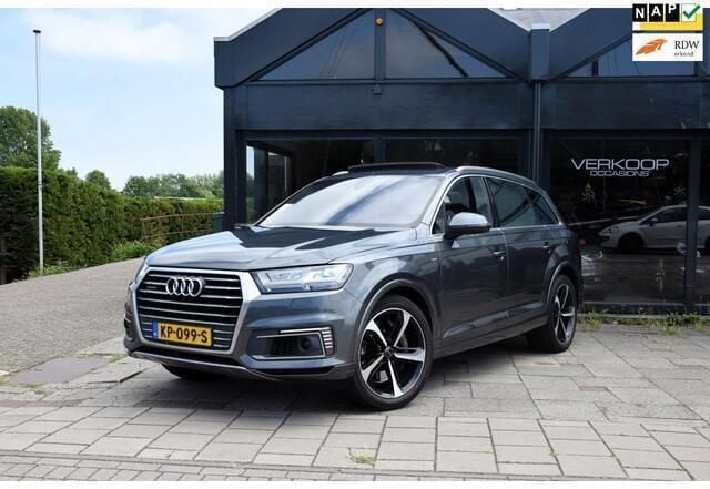 Grijs Gebruikt 2016 Audi Q7 S-Line SUV | € 23.950 (Eerlijke prijs) - Afbeelding 1/4