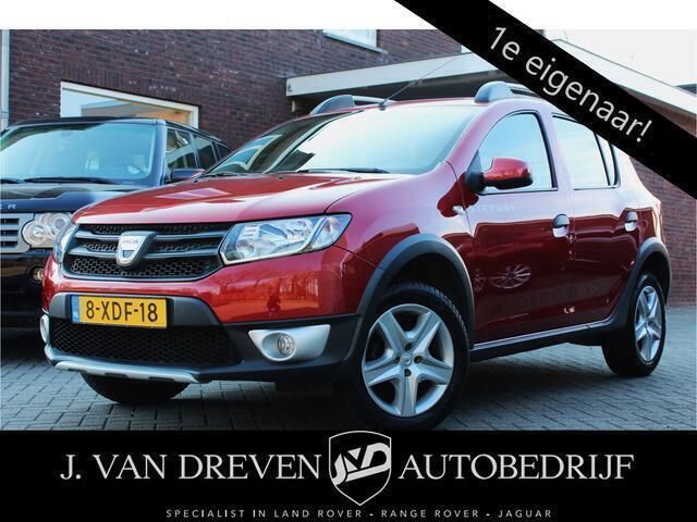 Rood Gebruikt 2014 Dacia Sandero Stepway Hatchback | € 6.800 (Eerlijke prijs) - Afbeelding 1/4