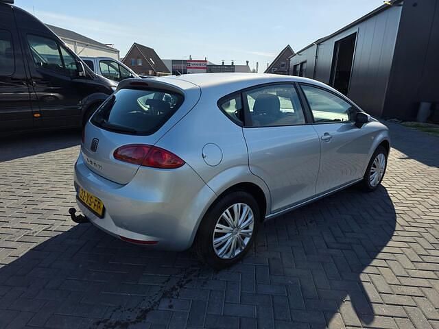 Occasion Seat Leon Reference 102 PK (75 kW) 2007 Grijs Hatchback
