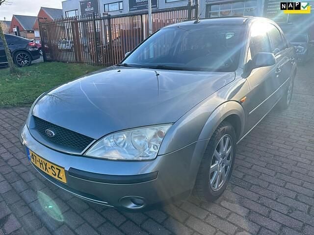 Occasion Ford Mondeo Collection 146 PK (107 kW) 2002 Groen Hatchback