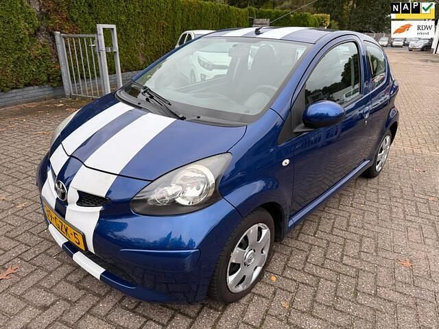 Blauw Gebruikt 2008 Toyota Aygo Sport Hatchback | € 2.150 (Eerlijke prijs) - Afbeelding 1/4