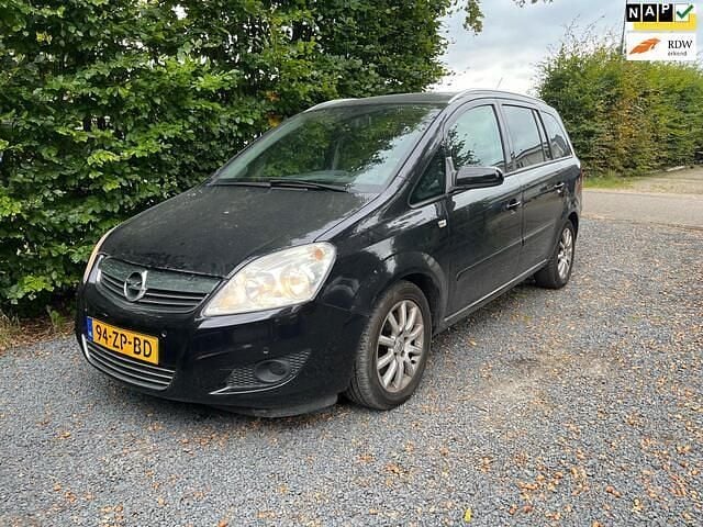Zwart Gebruikt 2008 Opel Zafira MPV | € 750 (Super prijs) - Afbeelding 1/4