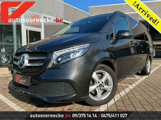 Grijs Gebruikt 2021 Mercedes V220 Edition MPV | € 68.365 - Afbeelding 1/4