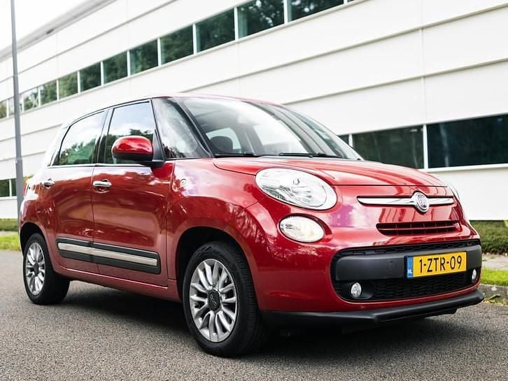 Occasion Fiat 500L Lounge 105 PK (77 kW) 2015 Rood MPV