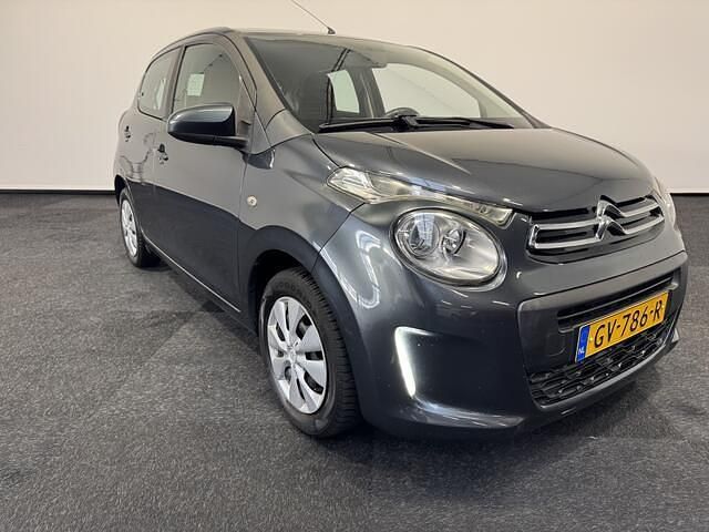 Grijs (metallic) Occasion 2015 Citroën C1 Feel Hatchback | € 4.450 (Eerlijke prijs) - Afbeelding 1/4