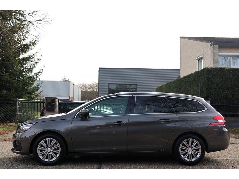 Occasion Peugeot 308 Allure 131 PK (96 kW) 2019 Grijs Stationwagen