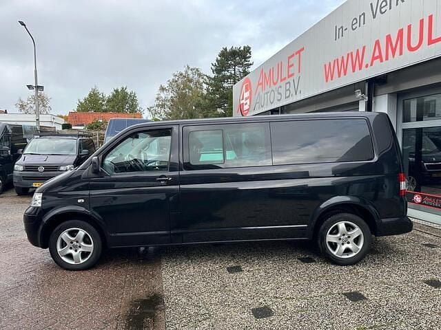 Zwart Gebruikt 2008 VW T5 Highline Van | € 5.175 (Goede deal) - Afbeelding 1/4