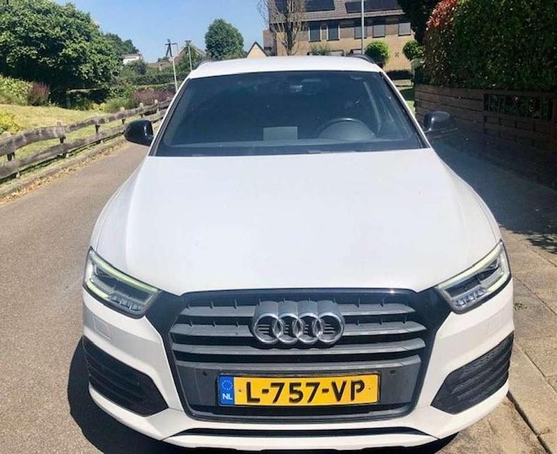 Wit Gebruikt 2018 Audi Q3 SUV | € 22.500 (Eerlijke prijs) - Afbeelding 1/4