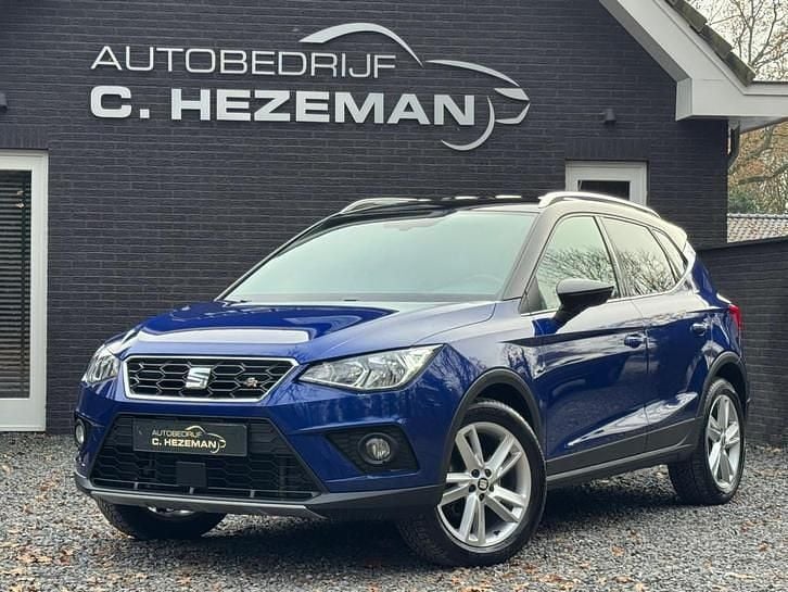 Blauw (metallic) Gebruikt 2020 Seat Arona FR SUV | € 15.945 (Goede deal) - Afbeelding 1/4