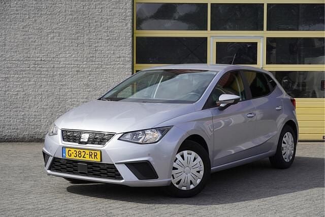 Grijs Gebruikt 2019 Seat Ibiza Business Hatchback | € 9.950 (Super prijs) - Afbeelding 1/4