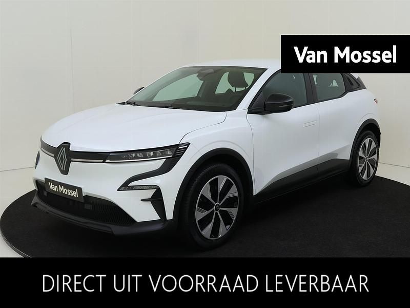 Wit Nieuw 2025 Renault Mégane Evolution SUV | € 41.020 (Duur) - Afbeelding 1/4