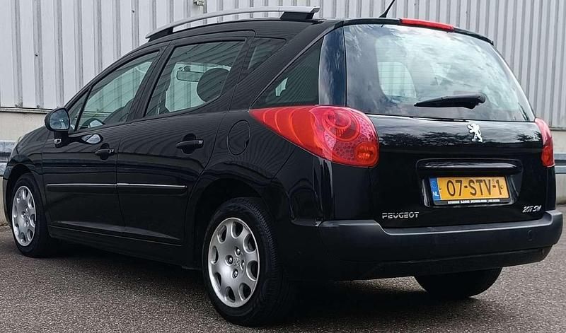 Occasion Peugeot 207 Active 120 PK (88 kW) 2011 Zwart Stationwagen