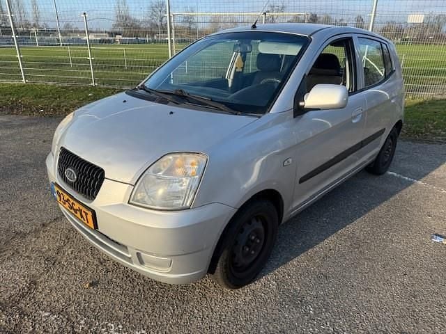 Grijs Occasion 2006 Kia Picanto Hatchback | € 750 (Super prijs) - Afbeelding 1/4