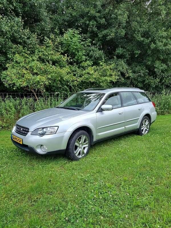 Grijs Occasion 2005 Subaru Legacy Stationwagen | € 4.000 (Eerlijke prijs) - Afbeelding 1/4