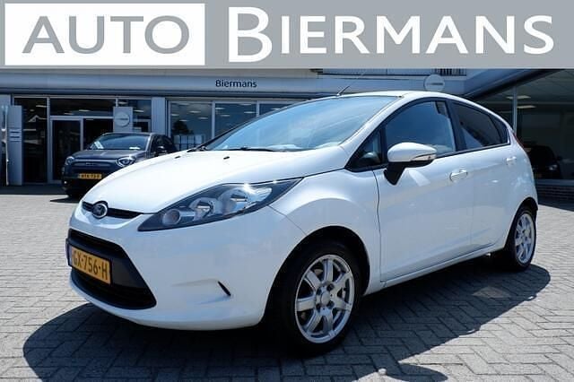 Wit Gebruikt 2009 Ford Fiesta Ghia Hatchback | € 3.490 (Eerlijke prijs) - Afbeelding 1/4