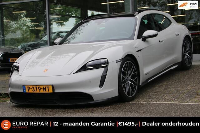 Grijs Gebruikt 2022 Porsche Taycan Sport Turismo Sedan | € 55.995 - Afbeelding 1/4