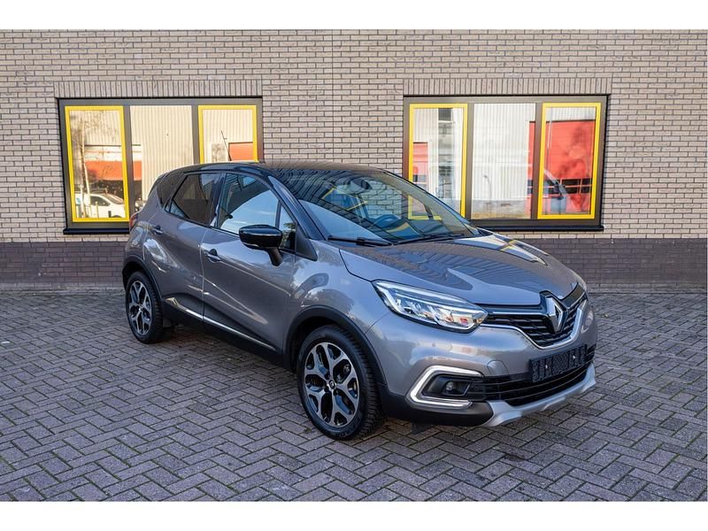 Occasion Renault Captur Collection 150 PK (110 kW) 2019 Grijs SUV