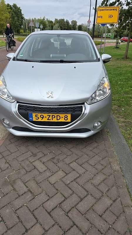Occasion Peugeot 208 Active 82 PK (60 kW) 2013 Grijs Hatchback