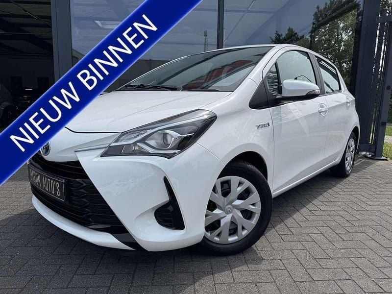 Wit Gebruikt 2019 Toyota Yaris Active Hatchback | € 15.950 (Goede deal) - Afbeelding 1/4