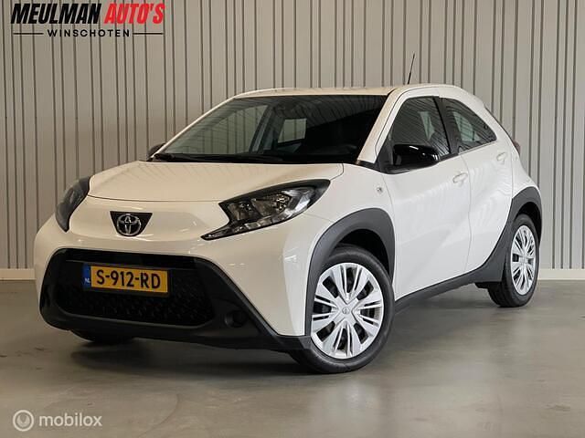 Wit Occasion 2023 Toyota Aygo X SUV | € 15.950 (Goede deal) - Afbeelding 1/4