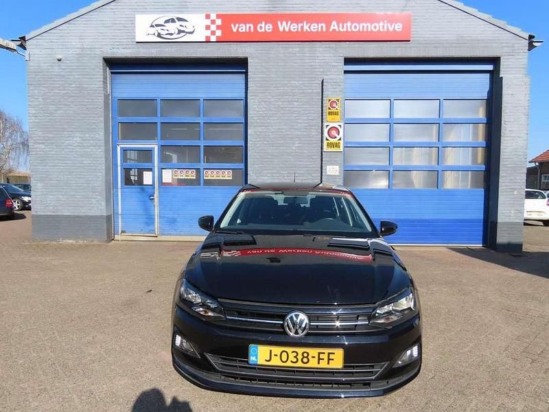 Occasion VW Polo Comfortline 90 PK (66 kW) 2020 Zwart (metallic) Hatchback