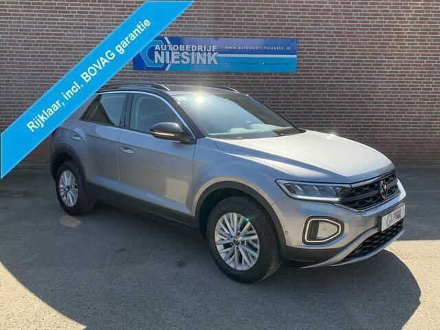 Overige Gebruikt 2022 VW T-Roc Life SUV | € 23.995 (Eerlijke prijs) - Afbeelding 1/4