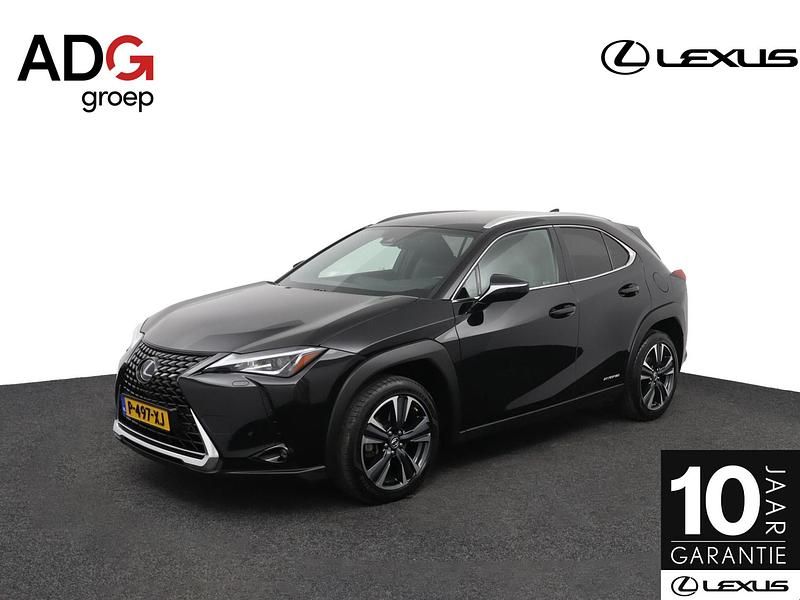 Zwart Gebruikt 2022 Lexus UX SUV | € 31.595 (Eerlijke prijs) - Afbeelding 1/4