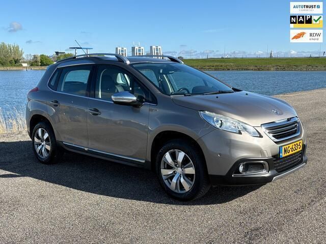 Grijs Gebruikt 2015 Peugeot 2008 Allure SUV | € 6.244 (Goede deal) - Afbeelding 1/4