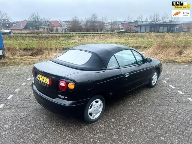 Zwart Gebruikt 1998 Renault Mégane Cabriolet | € 1.050 (Eerlijke prijs) - Afbeelding 1/4