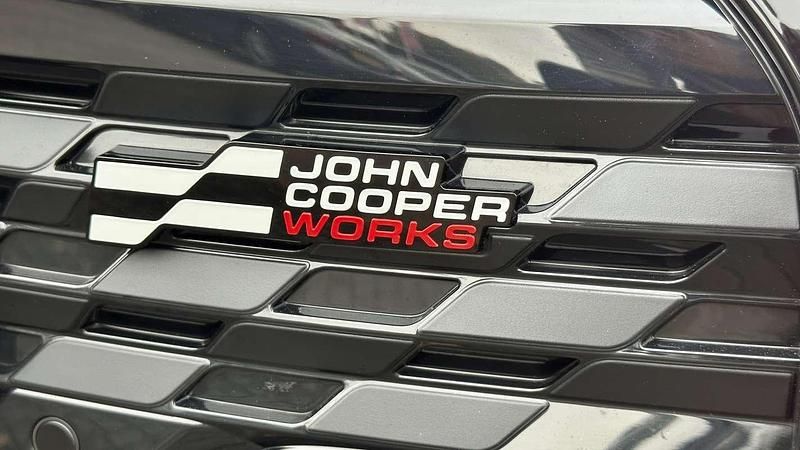 Occasion Mini Cooper 156 PK (114 kW) 2025 Rood Hatchback