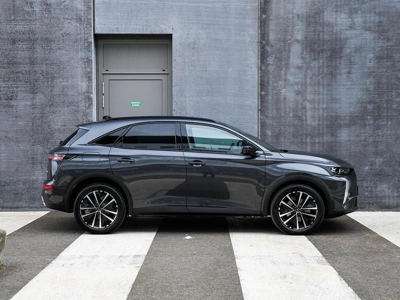 Nieuw DS Automobiles DS7 Crossback Business 224 PK (164 kW) 2025 Grijs SUV