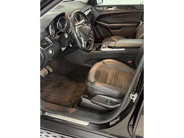 Occasion Mercedes 350 257 PK (189 kW) 2012 Zwart (metallic) Van