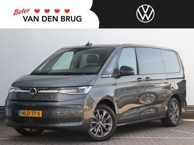 Grijs, metallic lak Nieuw 2025 VW Multivan Edition MPV | € 77.850 (Eerlijke prijs) - Afbeelding 1/3