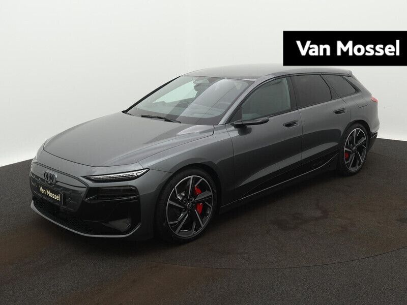 Grijs Nieuw 2025 Audi A6 e-tron S-Line Stationwagen | € 107.900 - Afbeelding 1/4