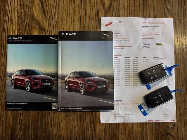 Occasion Jaguar E-Pace First Edition 249 PK (183 kW) 2018 Rood (metallic) SUV